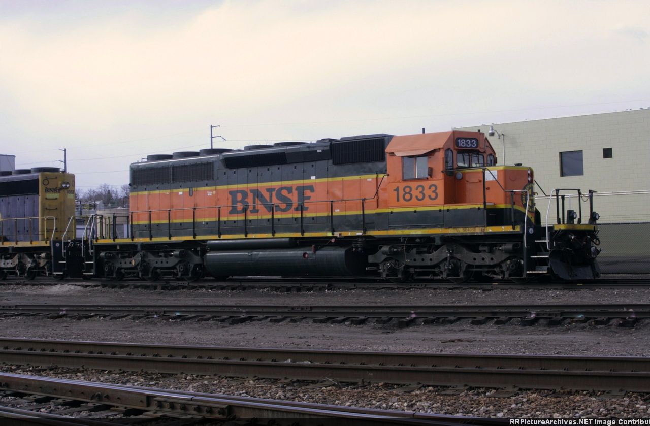 BNSF 1833